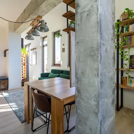 Casa Madera With Lovely Terrace * Milano