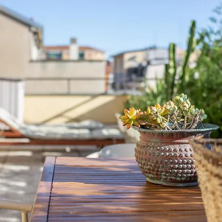 Casa Madera With Lovely Terrace Lägenhet